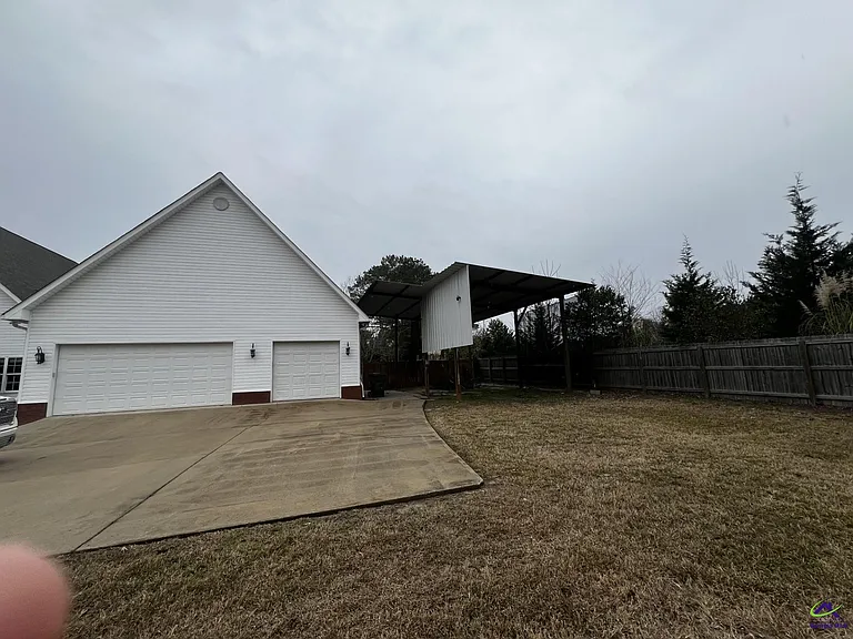 104 Jennifer Ln — Photo 24