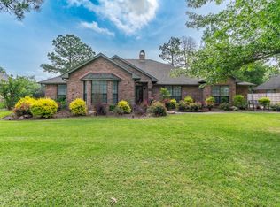 2902 Meadowview Rd, Commerce, TX 75428