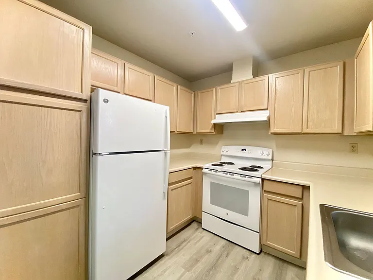20209 Redwood Rd, Castro Valley (Downtown Castro Valley) — Photo 6