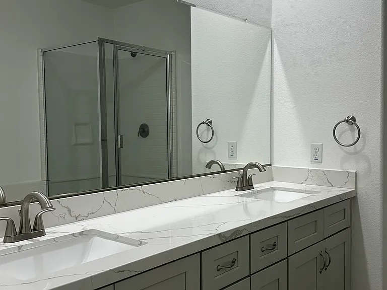 846 N Harriet St — Photo 11