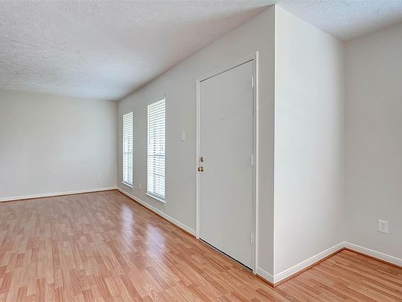 and would be the living area. Not traditional? What would you use these area for?