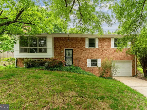 3705 Leeds Dr, Suitland, MD 20746