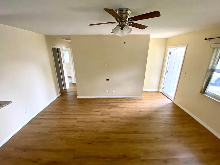 3541 Burma Ct #4 — Photo 4