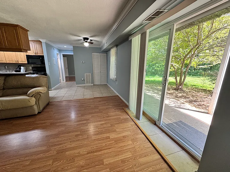 545 Burgoyne Rd #2 — Photo 5