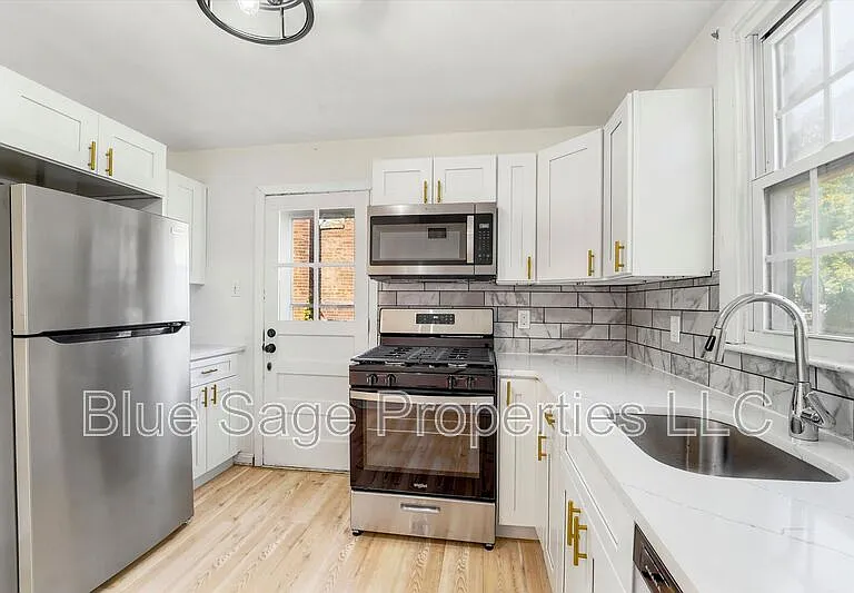 248 E Turnbull Ave — Photo 11