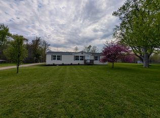 1088 Parkside Dr, Erie, PA 16511