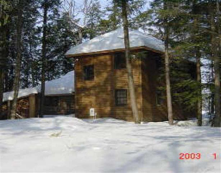 3rd image of 182 HUNT LAKE Road