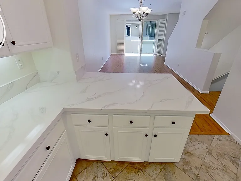 16938 Hutchins Lndg #107 — Photo 7