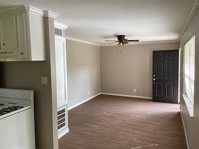 3815 Briley St #4 — Photo 9