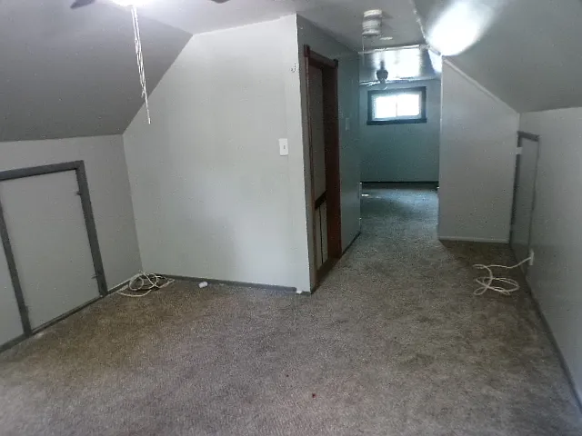 4047 Powell Ave — Photo 16