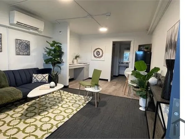 1612 Sisk Rd #111, Modesto, CA 95350