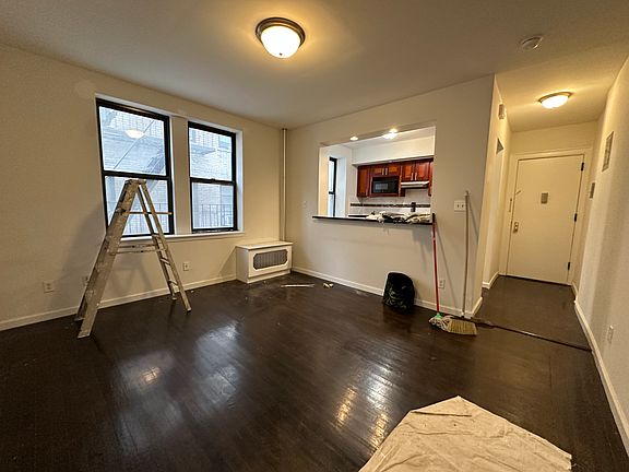 5th image of 4313 41st St APT B2