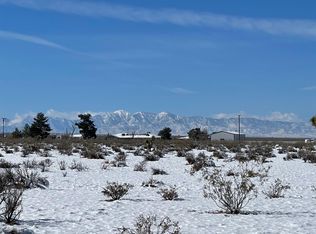 Coyote Dr, Apple valley, CA 92308