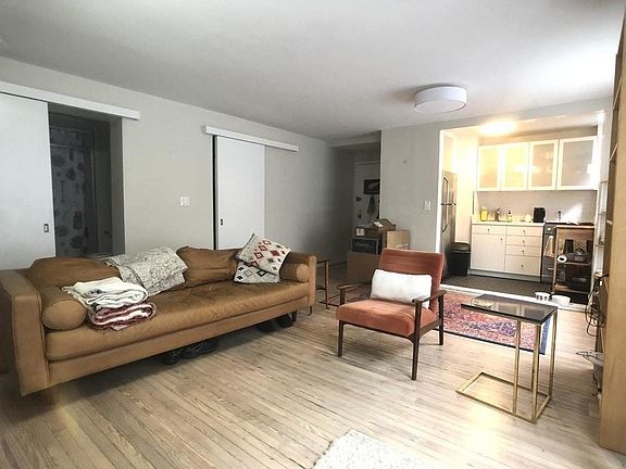 4th image of 189 Warren St #1C