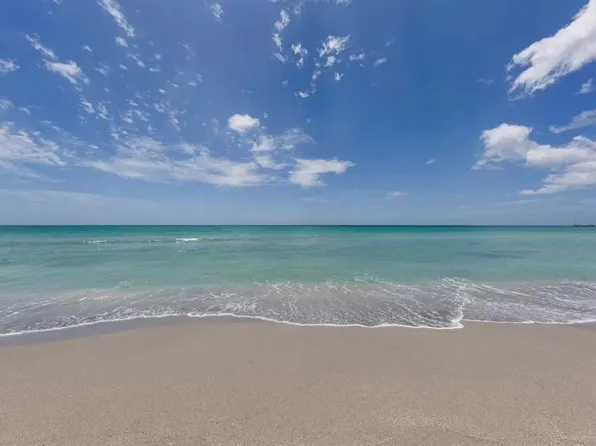 1585 Tarpon Center Dr, Venice, FL