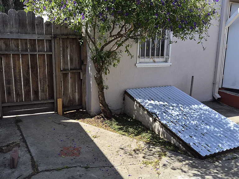 418 Park St — Photo 19