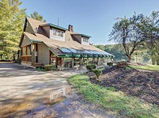 8568 N Neill Rd, Bloomfield, IN 47424