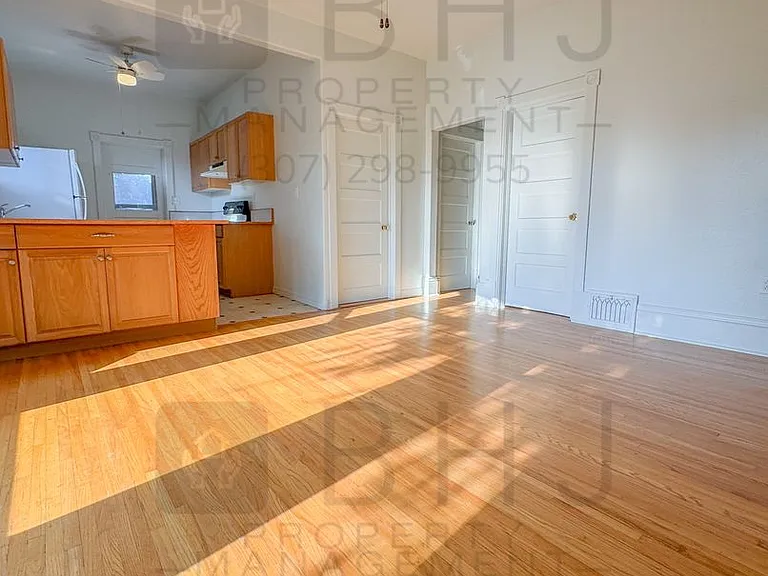 432 W Brundage St — Photo 2