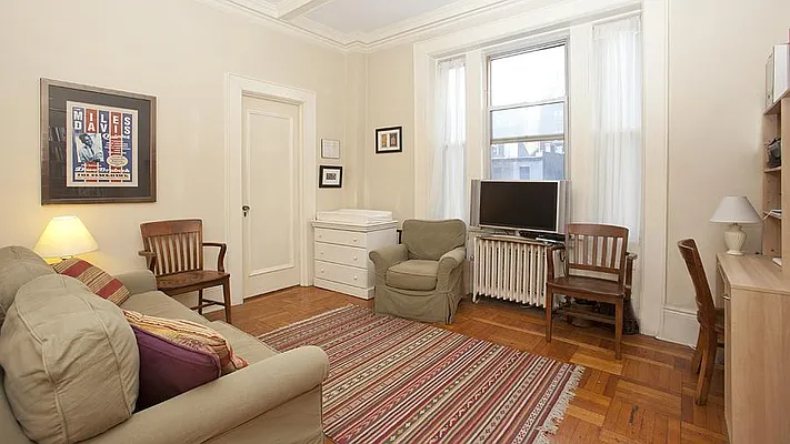 Sold by Fenwick Keats Real Estate | media 26