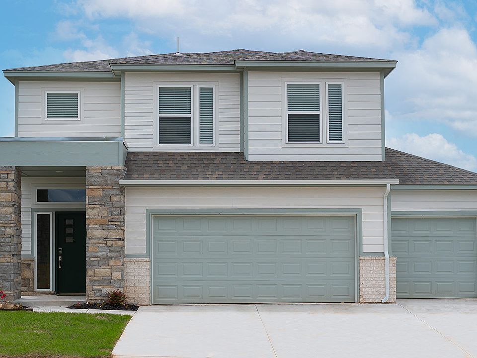 2nd image of 512 NW 177th St #Gtlm9n