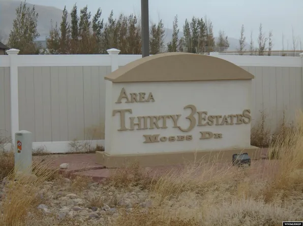 22 Moses Dr, Rock Springs, WY 82901