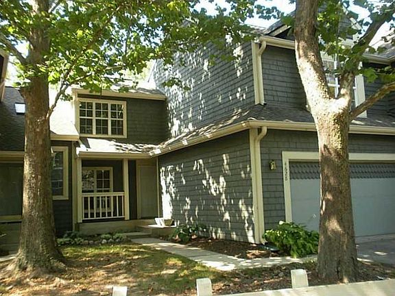 2nd image of 4628 Stansbury Ln