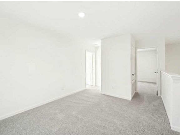 5th image of 4525 Firewheel Dr
