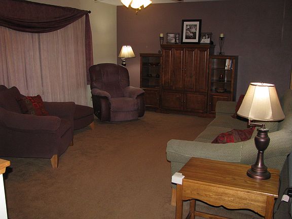 4th image of 501 E Pearl St