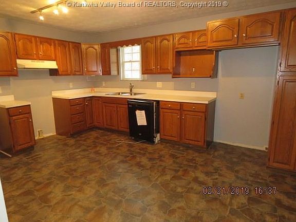 5th image of 1009 Wilkie Dr