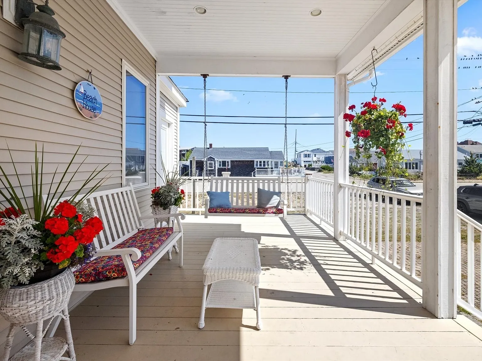 3 bed, 3.5 bath, 2842 sqft, $2,950 — Photo 3