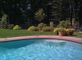 10 Stone Row Ln, Georgetown, MA 01833