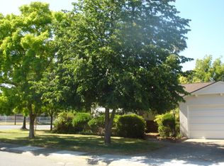 2401 Edna St, Sacramento, CA 95822
