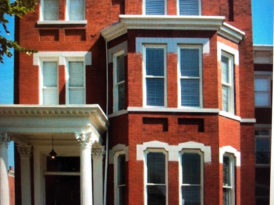 2nd image of 2 E Franklin St