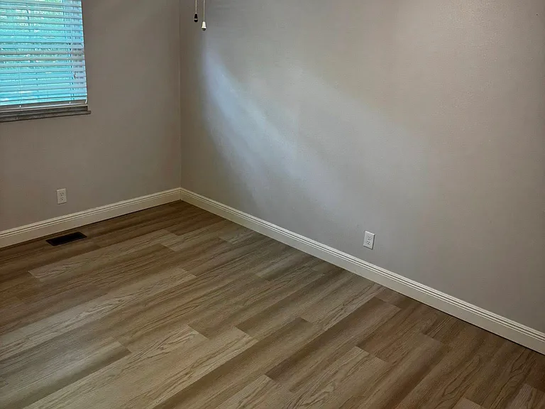 5655 Dantonaire Pl — Photo 17