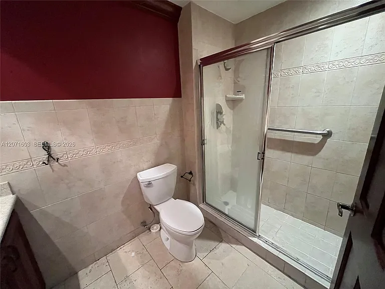 12713 SW 70th Ln — Photo 7
