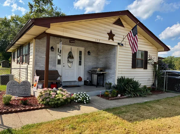 173 Garrison Ln, Garrison, KY 41141
