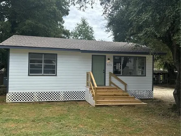 31950 Tetanne Dr, Springfield, LA 70462