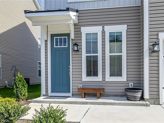 3rd image of 18735 Old Canal Ln