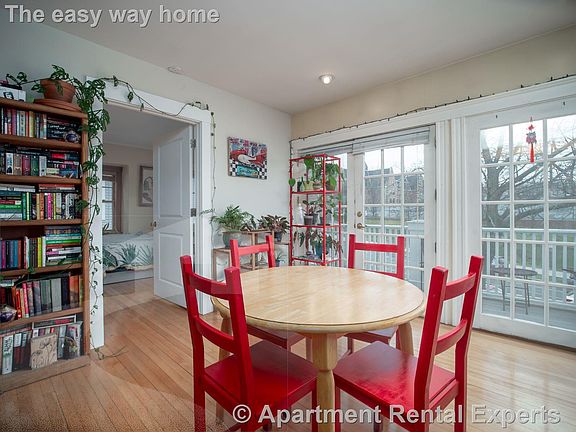 3rd image of 60 Powder House Blvd