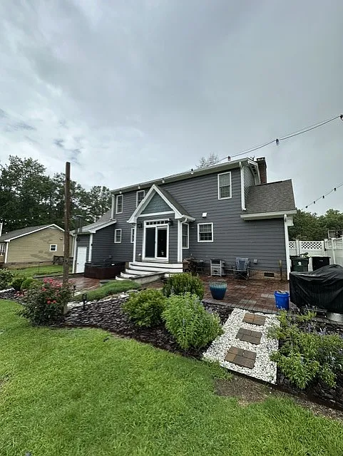 3 bed, 2.5 bath, 1690 sqft, $2,300 — Photo 4