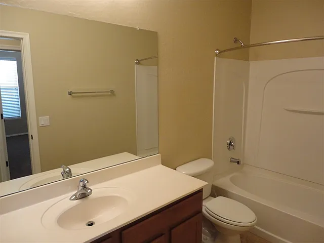 4320 W Burgess Ln — Photo 11