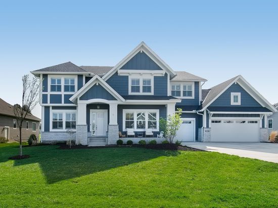 5845 Club Valley Rd, Shorewood, MN 55331
