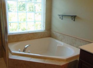 242 Whitworth Dr, Culpeper, VA 22701