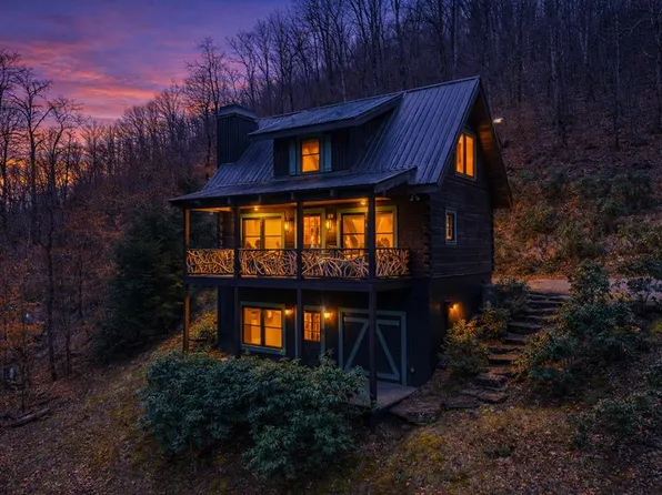 775 Tate Cove Rd, Franklin, NC 28904