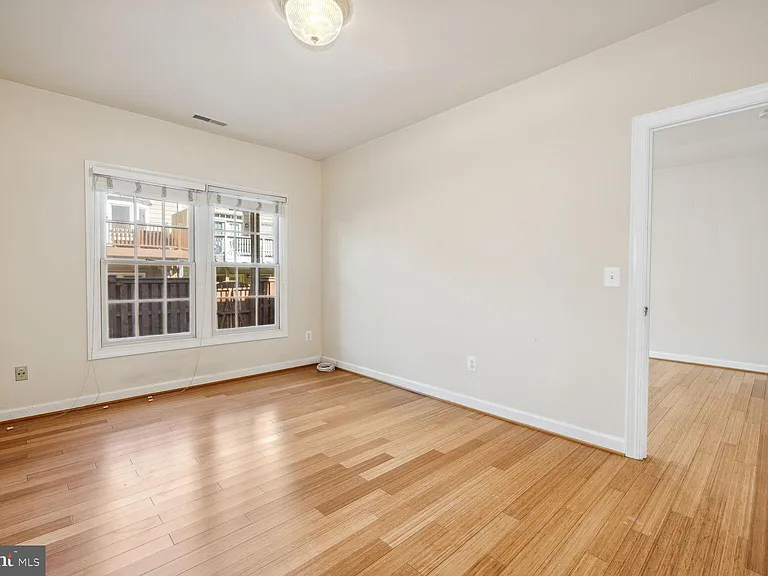 1813 Dawson St — Photo 23