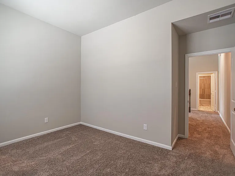 28104 Rocky Heights Dr — Photo 32