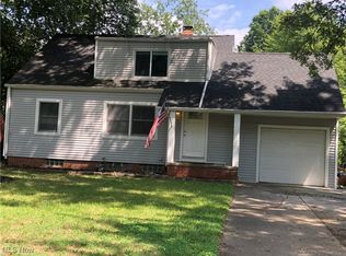 6331 Fitch Rd, Olmsted Township, OH 44138