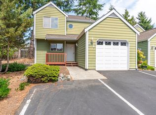 1250 SW Heller St APT E1, Oak Harbor, WA 98277