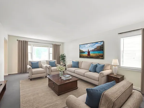 80-15 168th Street image 3 of 30