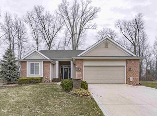 9032 Pretty Ridge Ct, Fort Wayne, IN 46825